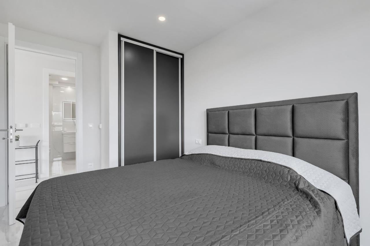 מאקרסקה Luxury Seaview Apartment Dzenan מראה חיצוני תמונה